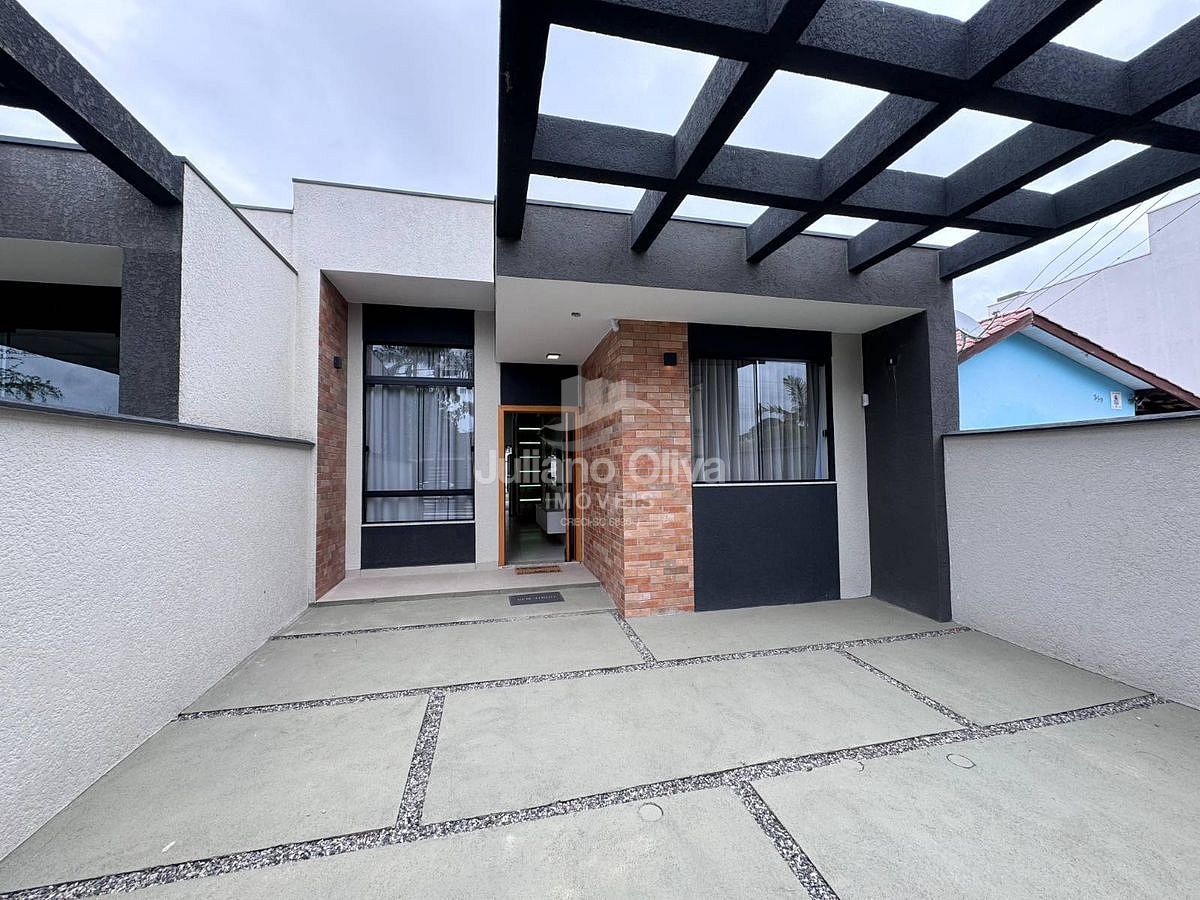 Casa, Casa com 3 Quartos sendo 1 Suíte a 300m do Mar - Itapoá - Rainha do Mar