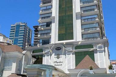 OPORTUNIDADE FRENTE AVENIDA