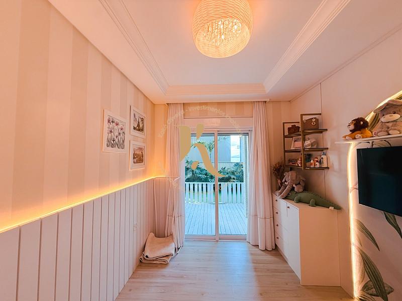 Apartamento Exclusivo com Terra�o no Centro de Itapema 28