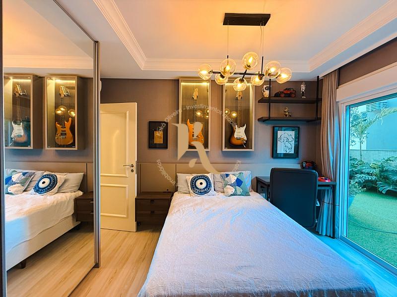 Apartamento Exclusivo com Terra�o no Centro de Itapema 24