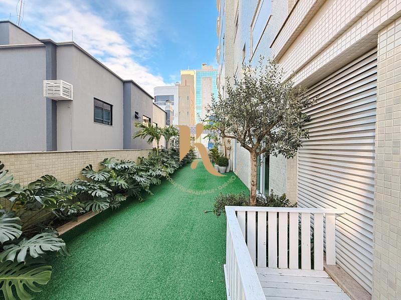 Apartamento Exclusivo com Terra�o no Centro de Itapema 32