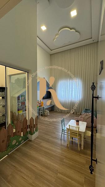 Apartamento mobiliado com 2 su�tes a 400 metros do mar -Bairro Morretes 24