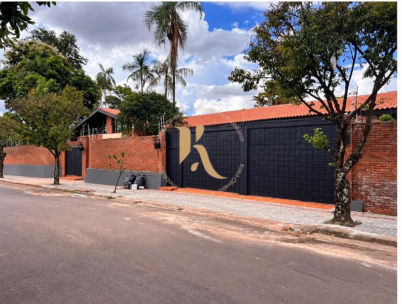 Casa ampla com piscina em Londrina, pr�xima ao aeroporto 15
