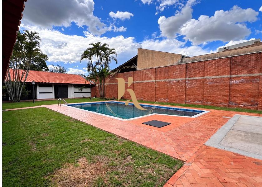 Casa ampla com piscina em Londrina, pr�xima ao aeroporto 17