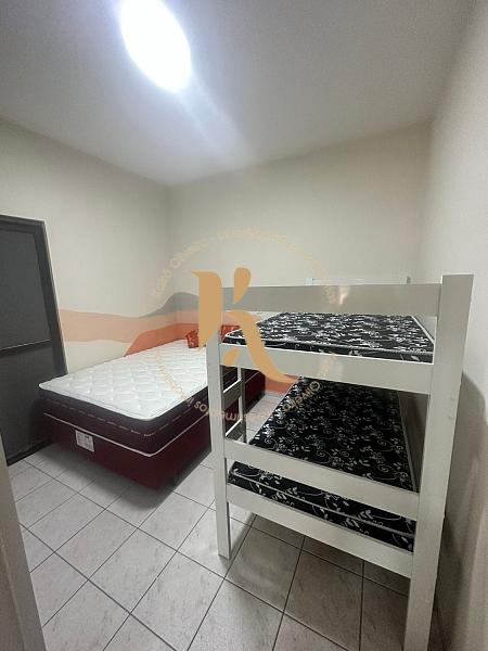 Apartamento diferenciado com terra�o no Centro de Itapema 16
