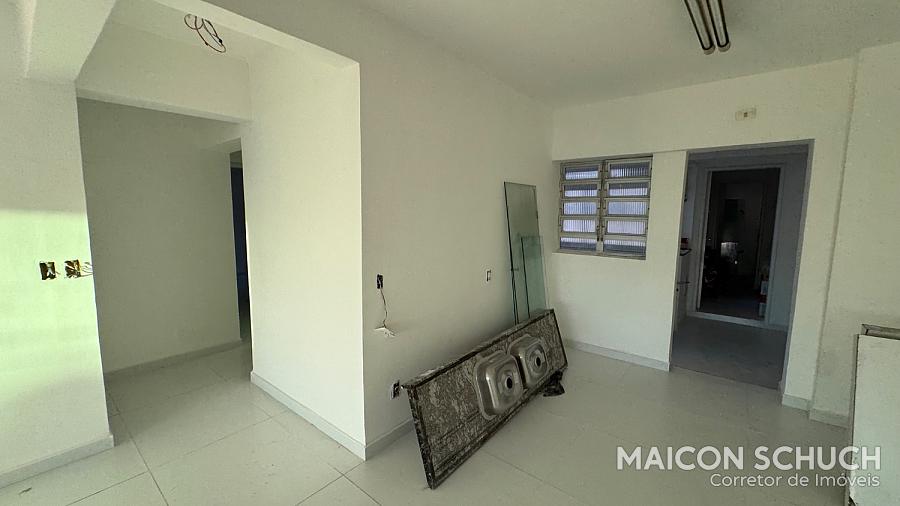 APARTAMENTO COM 3 SUÍTES NO CONDOMÍNIO SÃO LUIZ, AGRONÔMICA, FLORIANÓPOLIS/SC — foto 9