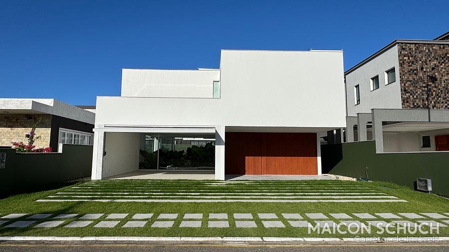 CASA COM 4 SUÍTES CONDOMÍNIO ILHA DAS LARANJEIRAS, RIO VERMELHO, FLORIANÓPOLIS/SC. — foto 2