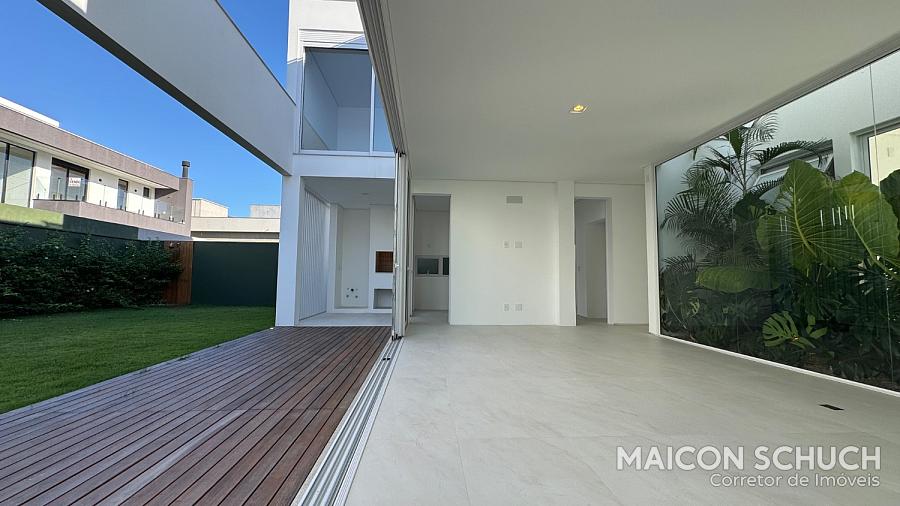 CASA COM 4 SUÍTES CONDOMÍNIO ILHA DAS LARANJEIRAS, RIO VERMELHO, FLORIANÓPOLIS/SC. — foto 23