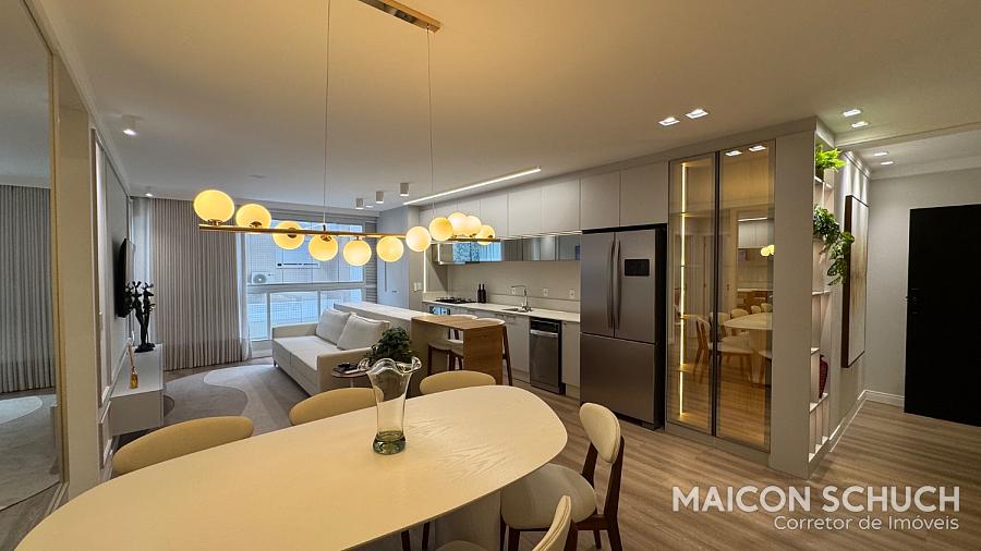 APARTAMENTO 2 DORMITÓROIS SENDO 1 SUÍTE, MOBILIADO E DECORADO, 120M DO MAR, PRAIA DOS INGLESES (REGIÃO DAS GAIVOTAS), FLORIANÓPOLIS/SC. — foto 2