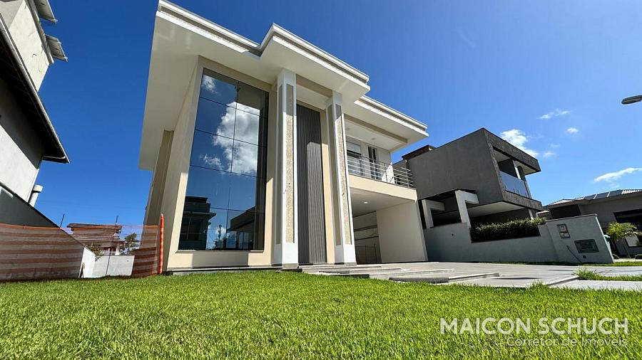 CASA 3 SU�TES MOBILIADA NO RESIDENCIAL ILHA DO CORAL, FLORIAN�POLIS/SC 1
