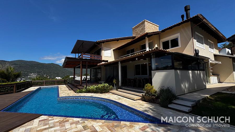 CASA 3 SU�TES, SEMI-MOBILIADA, SAUNA E PISCINA COM VISTA LIVRE, JO�O PAULO, FLORIAN�POLIS/SC. 1