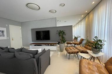 Tuthmés - Centro - Balneário Camboriú/SC