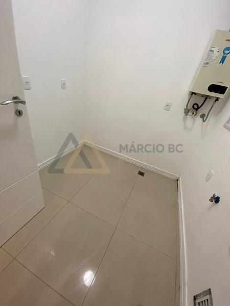 Alto Padrão, com 3 suites no Ed. VILLA FLORENCE - Centro - Balneário Camboriú / SC. — foto 4