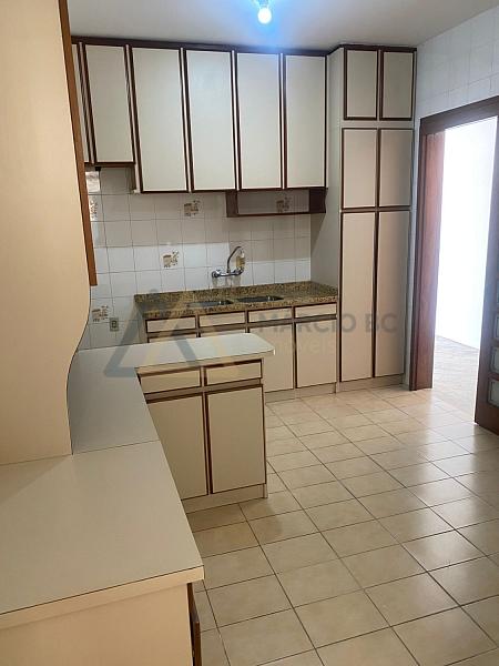 Apartamento localizado na Região Central de Balneário Camboriú/ SC — foto 5
