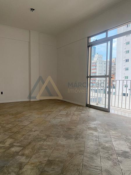 Apartamento localizado na Região Central de Balneário Camboriú/ SC — foto 4