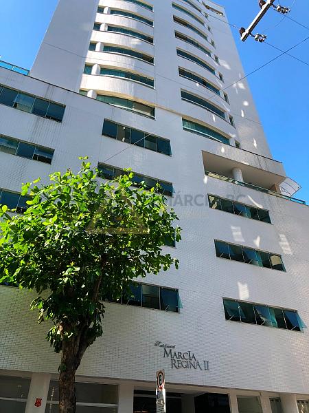 APARTAMENTO COM 01 SU�TE + 02 DEMI-SU�TES E 02 VAGAS DE GARAGEM NO EDIF�CIO M�RCIA REGINA II 1