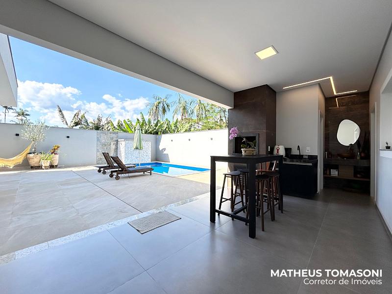 Casa Térrea de Alto Padrão — foto 18