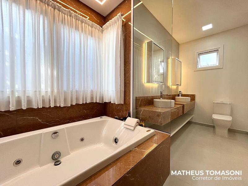 Casa Térrea de Alto Padrão — foto 12