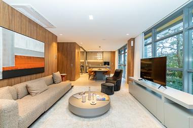 Apartamento com 3 suítes no Cabral