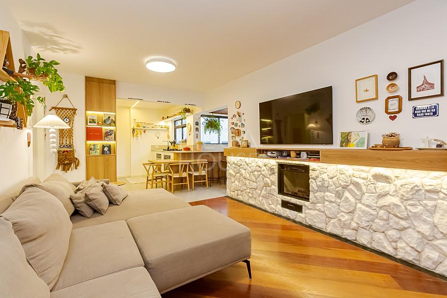 Um apartamento com Brasilidade no Alto da Gl�ria 1