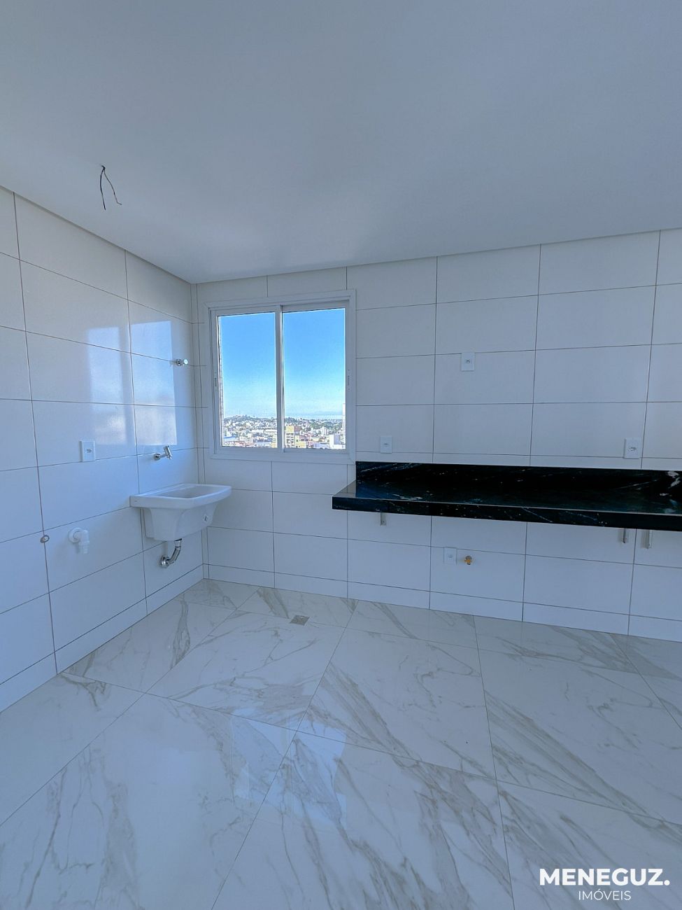 APARTAMENTO 3 QUARTOS, SENDO DUAS SUÍTES COM LAZER COMPLETO NA COBERTURA, A DUAS QUADRAS DO MAR — foto 3