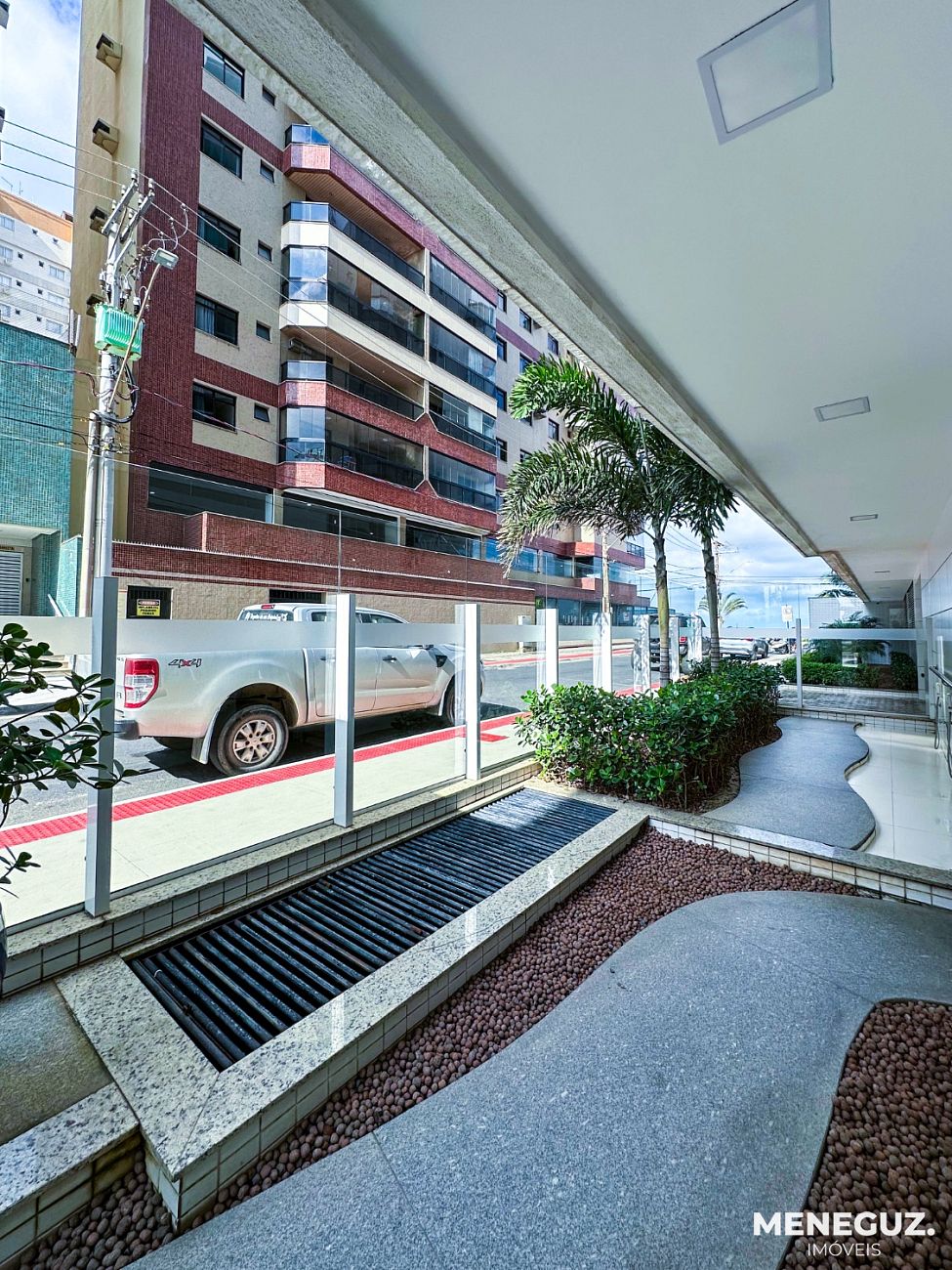 APARTAMENTO 3 QUARTOS A VENDA NA PRAIA DO MORRO, NA QUADRA DO MAR, COM LAZER E VISTA MAR — foto 3