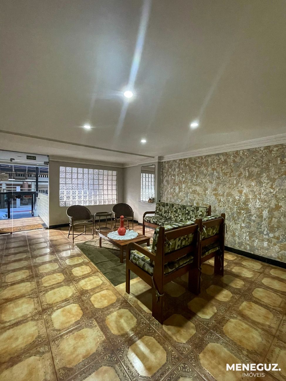 Apartamento 3 quartos a venda a uma quadra do mar - Excelente oportunidade para quem busca um imóvel próximo ao mar, seguro, e próximo do comercio — foto 2