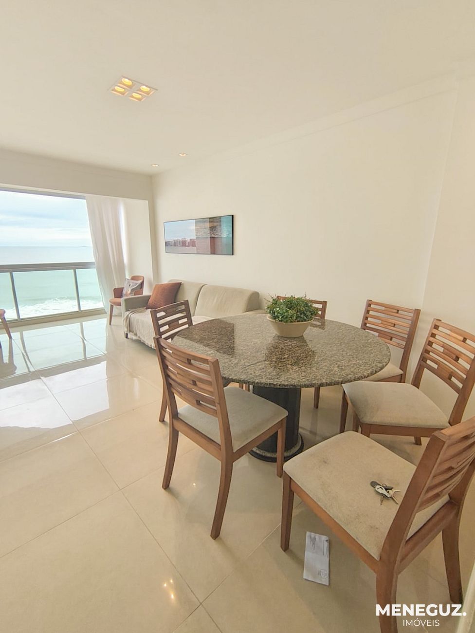 Apartamento 2 quartos a venda de frente total para o mar na Praia do Morro em OPORTUNIDADE!! — foto 4