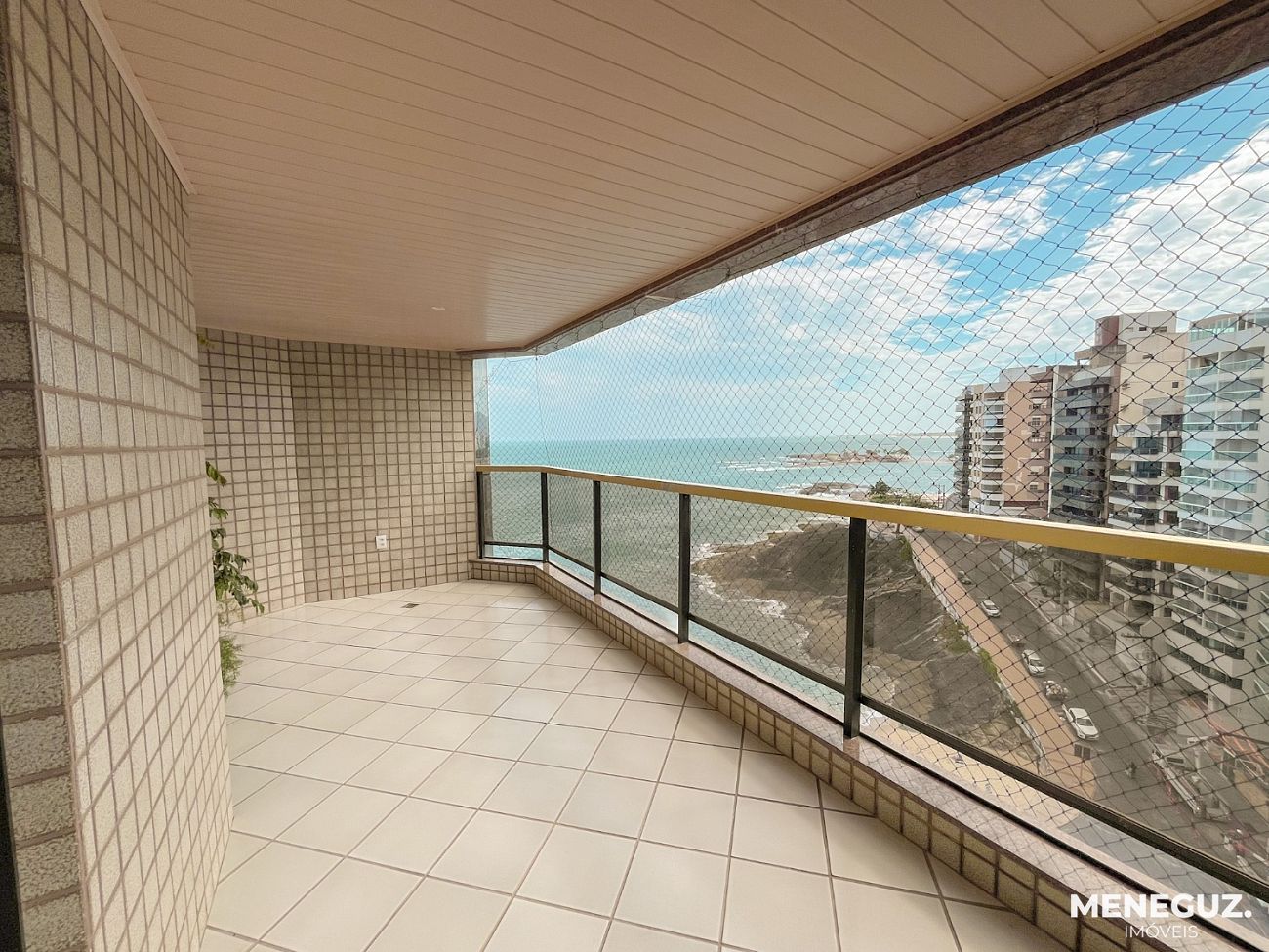 Apto 4 suítes, frente-mar na Praia das Virtudes, no centro de Guarapari — foto 2