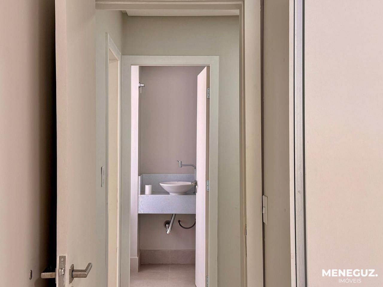 Viva com lazer privativo e economia: piscina, sauna e energia solar — foto 4