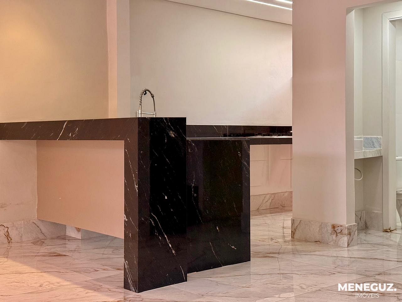 Viva com lazer privativo e economia: piscina, sauna e energia solar — foto 5