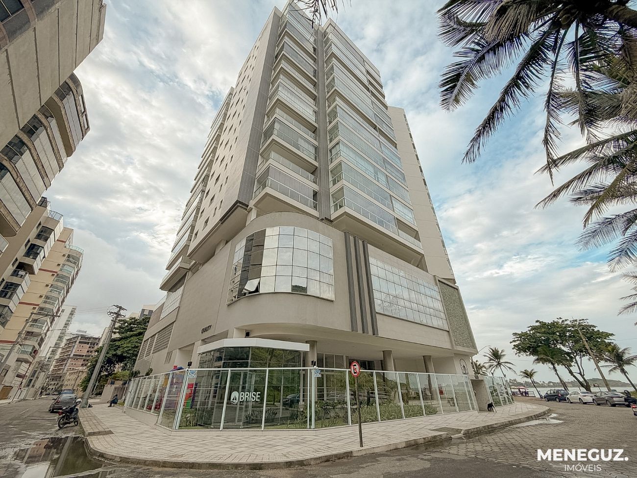Apartamento 3 quartos a venda no final da Praia do Morro, na orla com lazer completo — foto 2