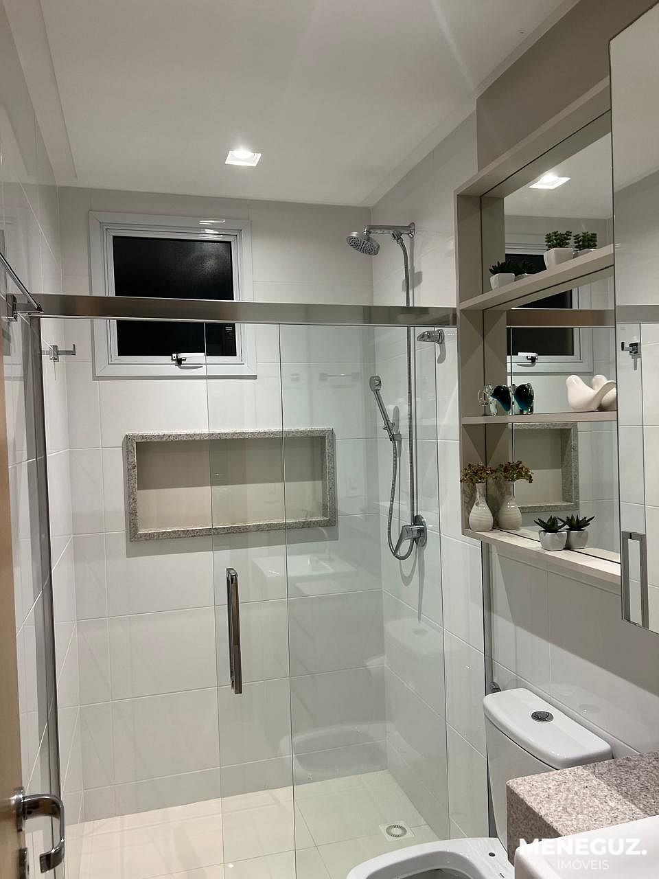 Apartamento 2 quartos, a venda na Praia do Morro, a uma quadra do mar, com lazer completo na cobertura — foto 5