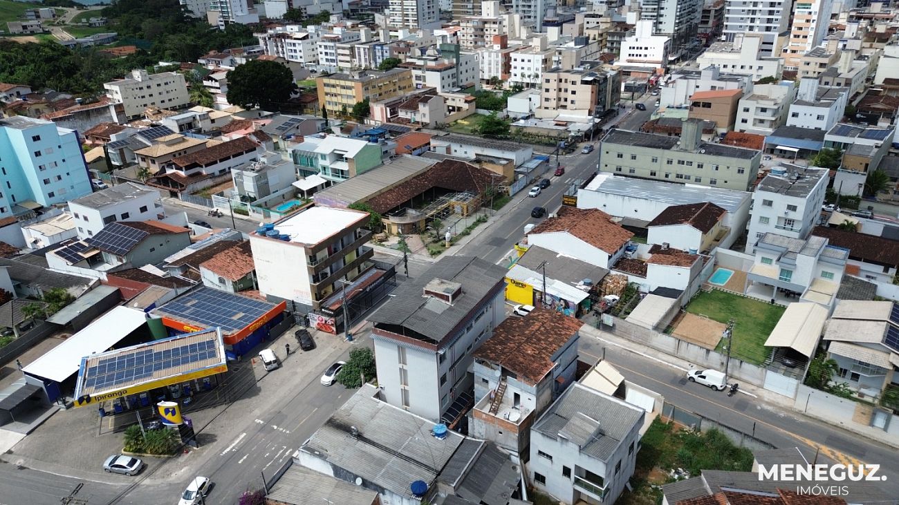 Oportunidade Rara na Praia do Morro! Ponto comercial de alto padrão de visibilidade, na avenida paris — foto 4