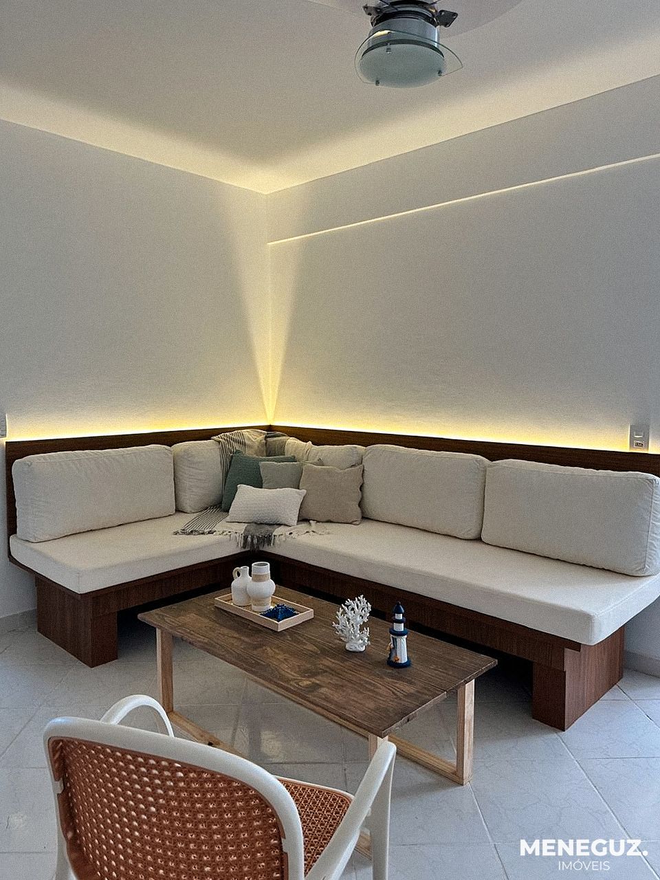 Apartamento 3 quartos a venda na Praia do Morro, finamente mobiliado. — foto 2