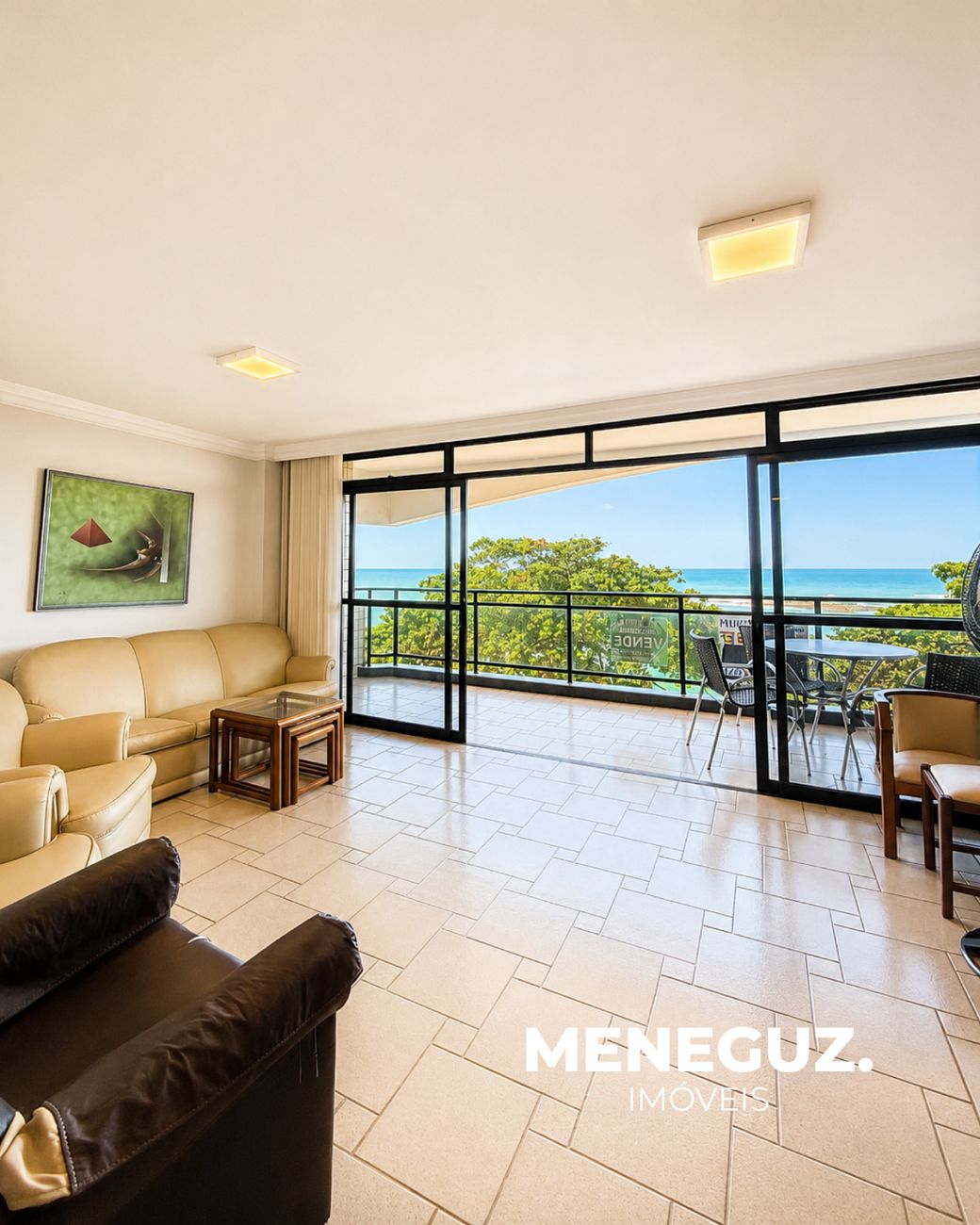 Apartamento 3 quartos, a venda, no centro de guarapari, de frente para o mar da praia das Castanheiras — foto 2