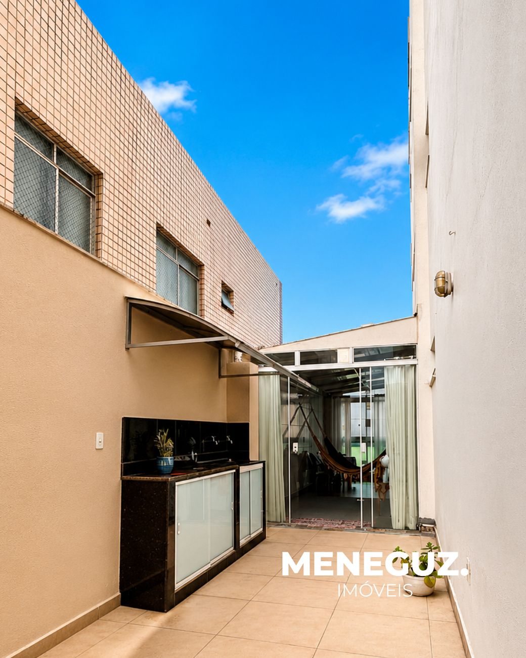 Apartamento 2 quartos, com área externa, a venda, na Praia do Morro, em Gurapari — foto 4