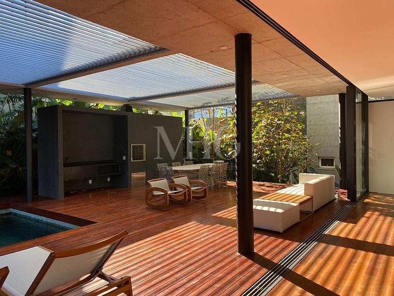 Casa na Praia Brava condomínio fechado — foto 28