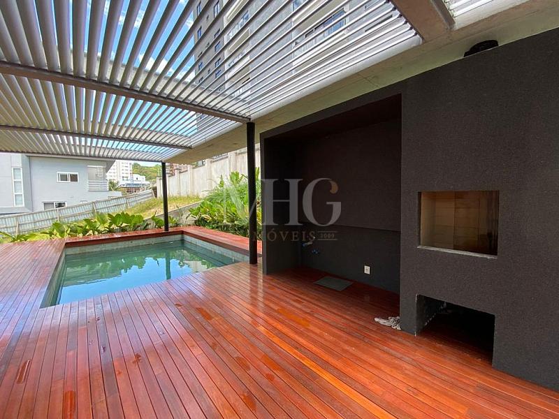 Casa na Praia Brava condomínio fechado — foto 21