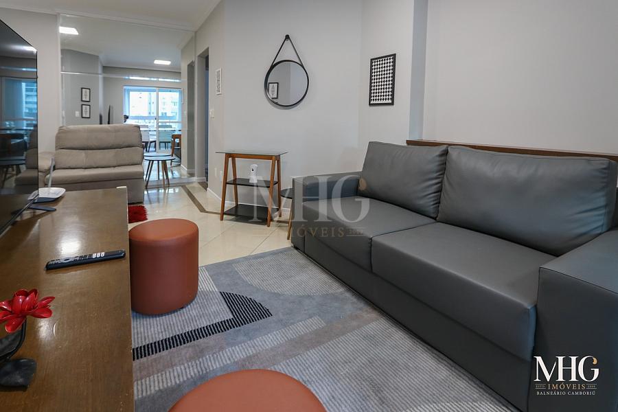 Apartamento 2 dormitórios na quadra do mar — foto 6