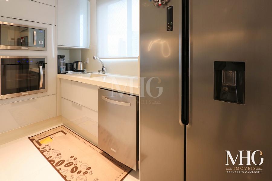 03 Suítes com linda mobilia — foto 11