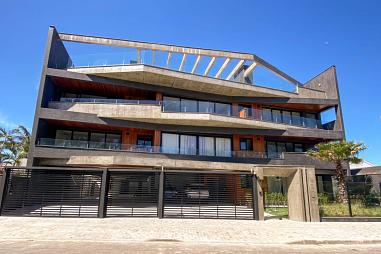 Apartamento a 10 metros do mar!