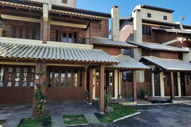 Sobrado Mobiliado com Quatro Dormitórios