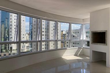 03 SUÍTES - REGIÃO CENTRAL DE BALNEÁRIO CAMBORIÚ