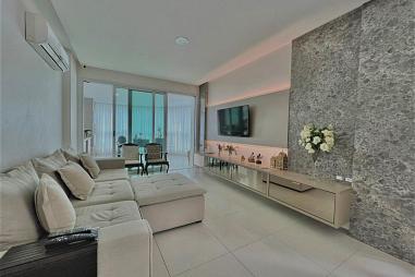 APTO NA AV. BRASIL COM 03 SUÍTES - CENTRO