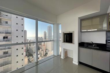 APARTAMENTO BEM LOCALIZADO COM VISTA MAR