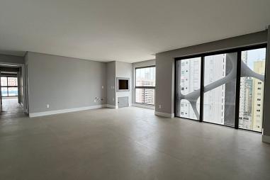 APTO EM ANDAR ALTO COM 04 SUÍTES + 03 VAGAS DE GARAGEM