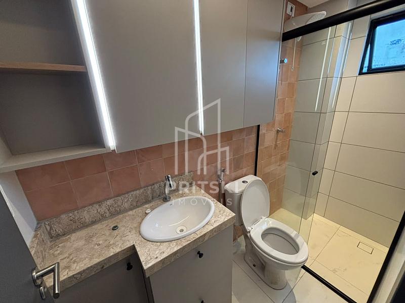 Apartamento em Intermares com Planejados Novos e Acabamento de Excelente Qualidade 19