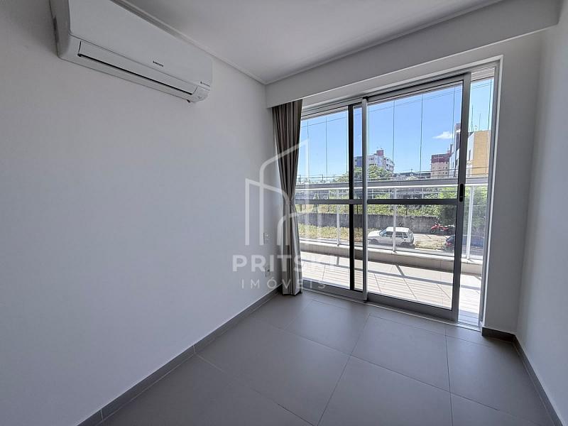 ALUGUEL | CONFORTO, SOFISTICA��O E LAZER COMPLETO A DUAS QUADRAS DO MAR! 6