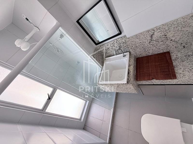 ALUGUEL | CONFORTO, SOFISTICA��O E LAZER COMPLETO A DUAS QUADRAS DO MAR! 9